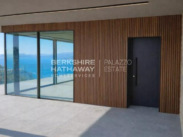 Appartamento di lusso di 147 m² in vendita Toscolano Maderno, Lombardia