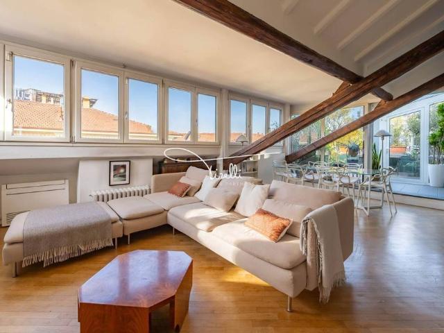 Appartamento di lusso di 141 m² in vendita Via Bernardino Corio, 8, Milano, Lombardia