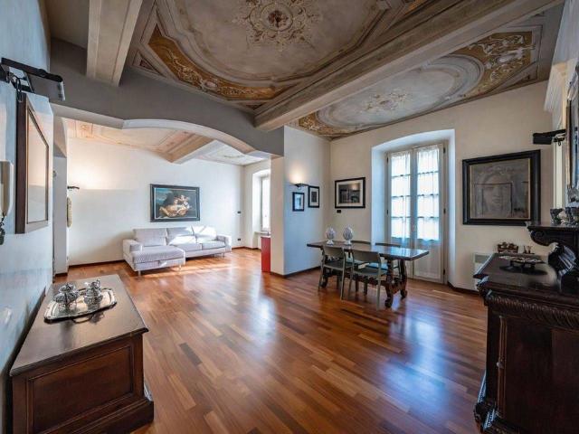 Appartamento di lusso di 156 m² in vendita Borgo Amadio Ronchini, Parma, Emilia Romagna