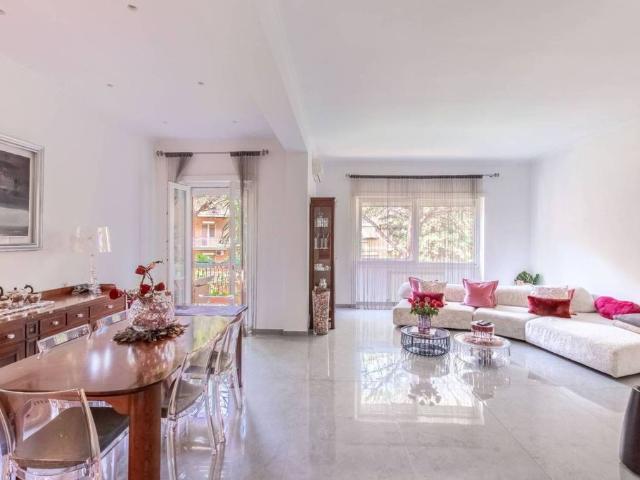 Appartamento di lusso di 151 m² in vendita Via Del Casale Degli Inglesi, Roma, Lazio