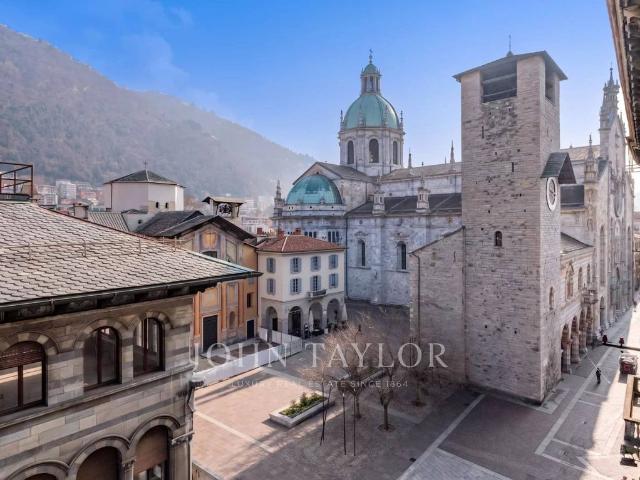 Appartamento di lusso di 160 m² in vendita Milano, Lombardia