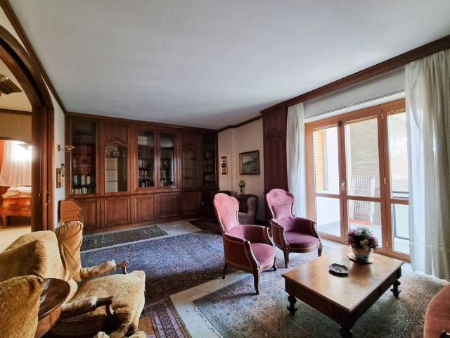 Appartamento di lusso di 200 m² in vendita Via Antonio Tantardini, 15, Milano, Lombardia