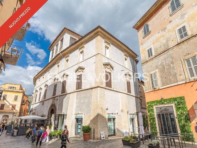Appartamento di lusso di 214 m² in vendita Via Trevio, Tivoli, Lazio