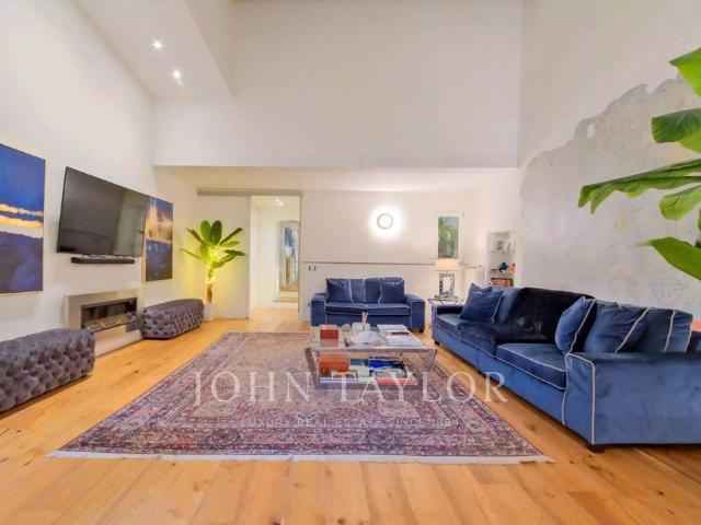 Appartamento di lusso di 215 m² in vendita Firenze, Italia