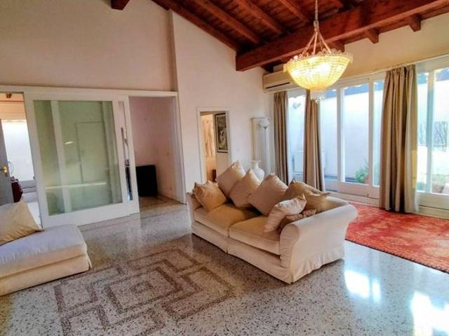 Appartamento di lusso di 230 m² in vendita Via Carlo Jussi, Bologna, Emilia Romagna