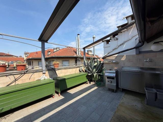 Appartamento di lusso di 266 m² in vendita Via San Francesco d'Assisi, 27, Torino, Piemonte