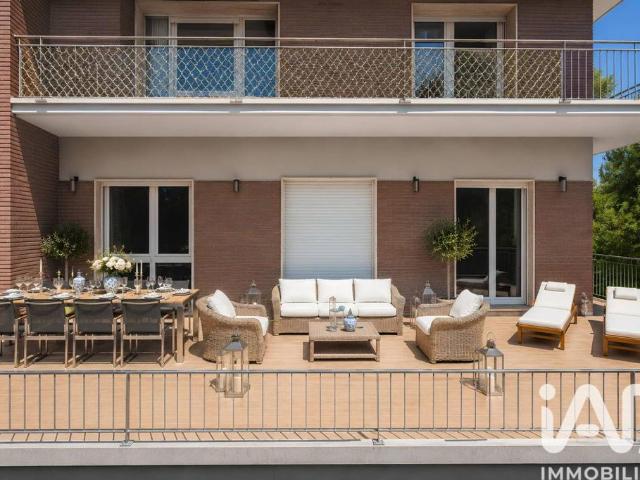 Appartamento di lusso di 266 m² in vendita Viale VILLA EUGENIA, 29, Civitanova Marche, Macerata, Marche