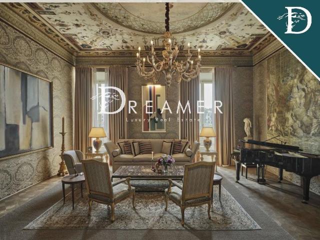 Appartamento di lusso di 300 m² in affitto Lungarno Amerigo Vespucci, 10, 50123, Firenze, Toscana
