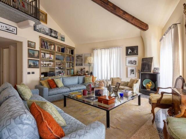 Appartamento di lusso di 355 m² in vendita Via Marco Polo, 9, Milano, Lombardia