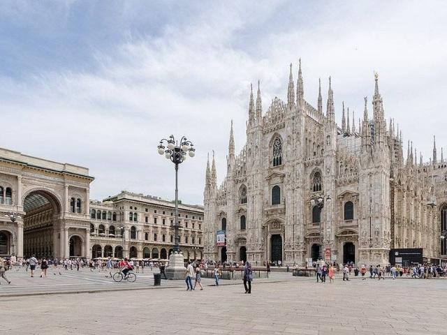 Appartamento di lusso di 350 m² in vendita Largo Augusto, Milano, Lombardia