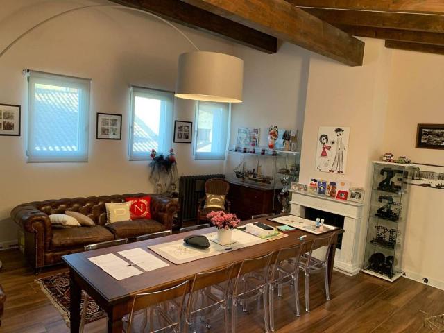 Appartamento di lusso di 384 m² in vendita Via Guido da Castello, Reggio Emilia, Emilia Romagna