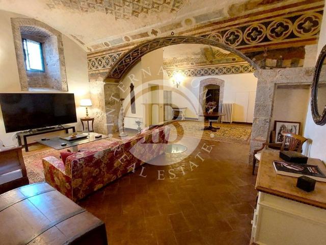 Appartamento di lusso di 400 m² in vendita Monteriggioni, Italia