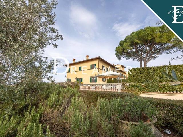 Appartamento di lusso di 650 m² in vendita Via San Biagio, 6, 59015, Carmignano, Prato, Toscana