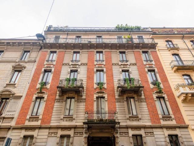 Appartamento di lusso di 70 m² in vendita Via Giacomo Leopardi, 23, Milano, Lombardia