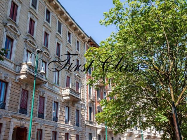 Appartamento di lusso di 75 m² in vendita Piazza Castello, 11, Milano, Lombardia