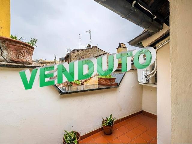 Appartamento di lusso di 80 m² in vendita Arco di Santa Margherita, Roma, Lazio