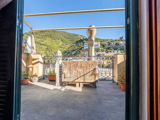 Appartamento di lusso di 87 m² in vendita Via San Giovanni Battista, 11, Vernazza, La Spezia, Liguria