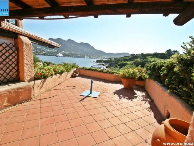 Prestigioso appartamento in vendita Via dei Velieri, Porto Cervo, Sardegna