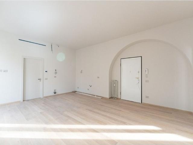 Appartamento di lusso di 96 m² in vendita Milano, Italia