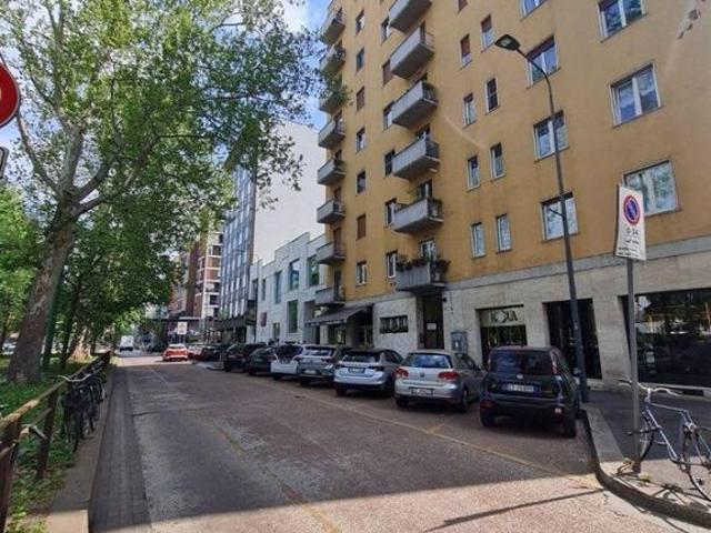 Appartamento di lusso in vendita Via Domodossola, Milano, Lombardia