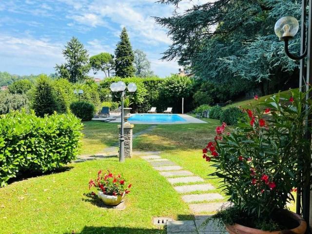Appartamento di lusso in vendita Via dei Boderi, 21, Varese, Lombardia