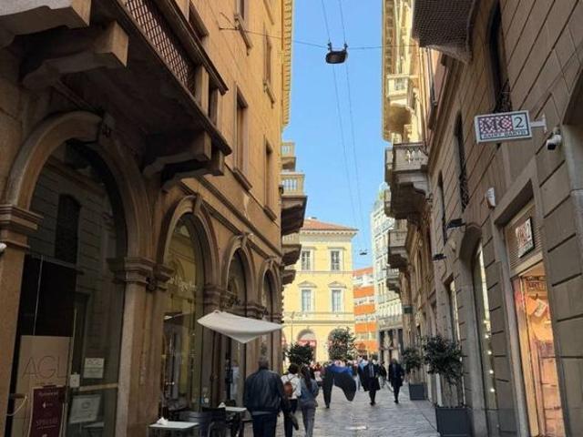 Appartamento di lusso in vendita Via della Spiga, Milano, Lombardia