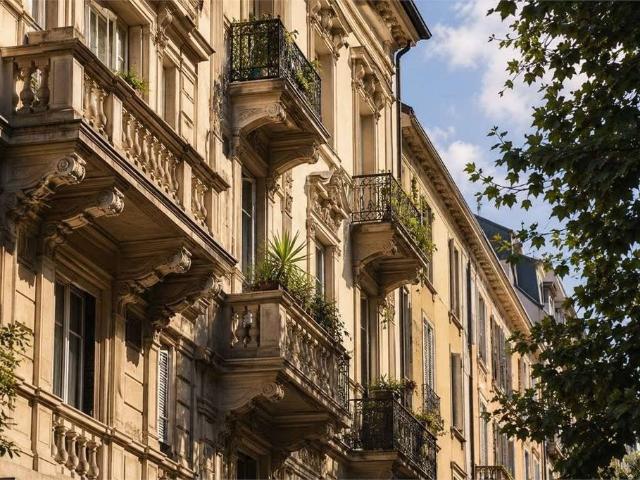 Appartamento di lusso in vendita Via Eustachi, Milano, Lombardia