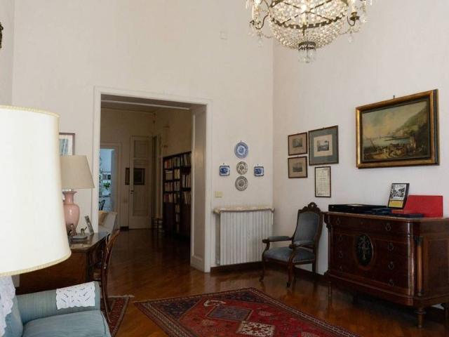 Appartamento di lusso in vendita Via Monte di Dio, 75, Napoli, Campania