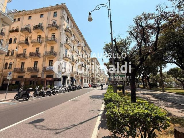 Appartamento di lusso in vendita Corso Giuseppe Garibaldi, 167, Salerno, Campania