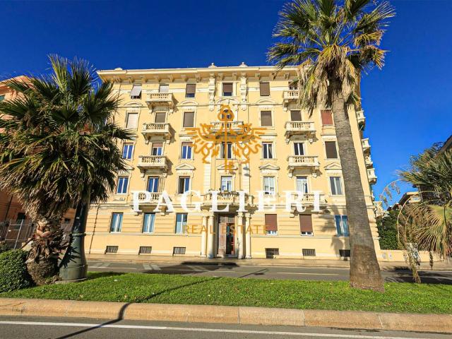 Appartamento di lusso di 232 m² in vendita corso italia 18, Genova, Liguria