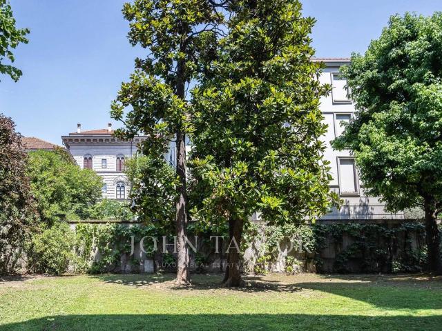 Appartamento di lusso di 190 m² in vendita Milano, Italia