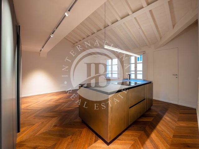 Appartamento di lusso in vendita Parma, Emilia Romagna