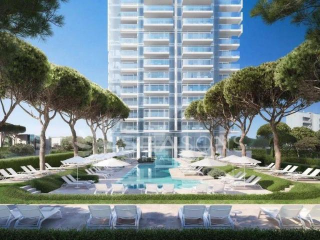 Appartamento di lusso in vendita Piazza Le Corbusier, 2, Jesolo, Venezia, Veneto