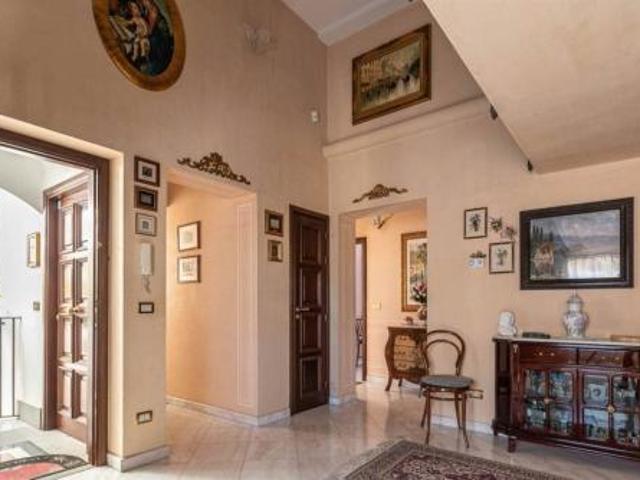 Appartamento di pregio arredato