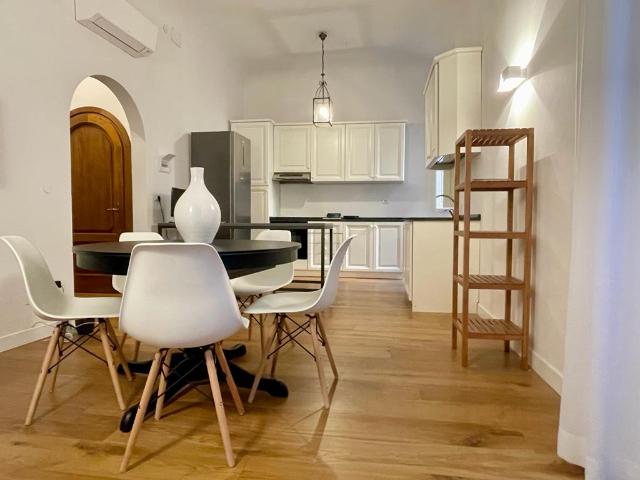 Appartamento di pregio in locazione a Santa Croce – P&P