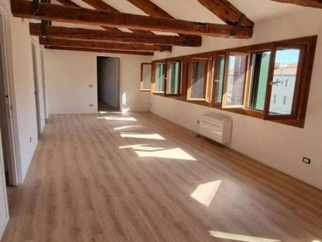 Appartamento di prestigio di 140 m² in vendita Cannaregio, 6227, Venezia, Veneto