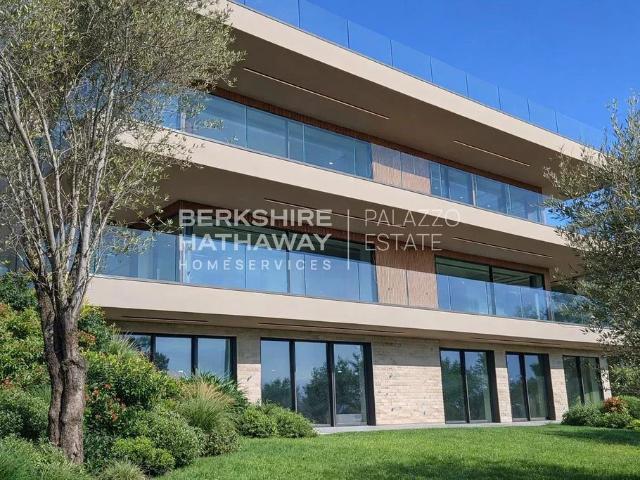 Appartamento di prestigio di 147 m² in vendita Toscolano Maderno, Italia