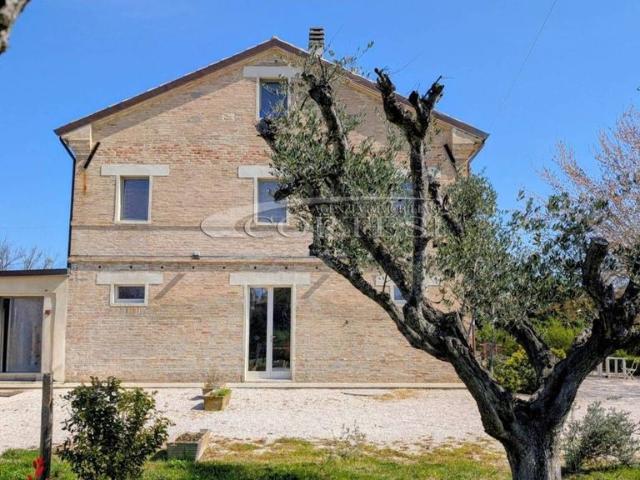 Appartamento di prestigio di 150 m² in vendita Strada Intercomunale San Silvestro, 52, Senigallia, Ancona, Marche