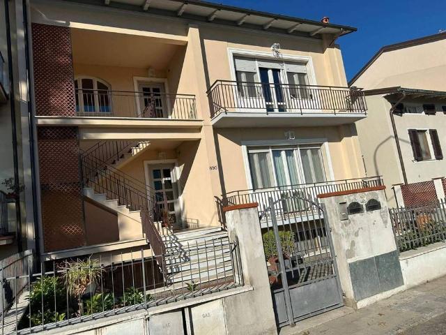 Appartamento di prestigio di 157 m² in vendita via pistoiese, 890, Prato, Toscana