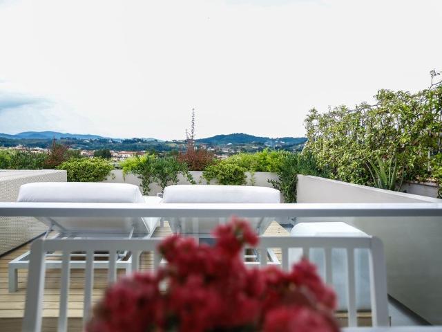 Appartamento di prestigio di 110 m² in vendita Lungarno Colombo, Firenze, Toscana