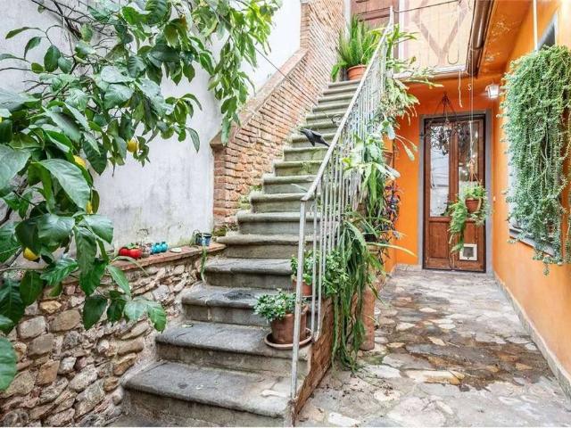 Appartamento di prestigio di 110 m² in vendita Sant'Ambrogio pressi, Firenze, Toscana