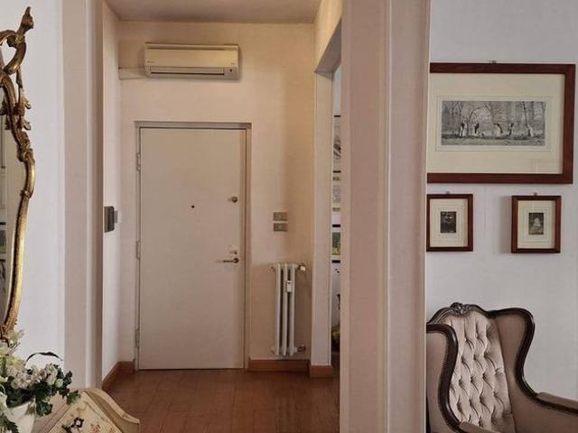 Appartamento di prestigio di 130 m² in vendita Verona, Veneto