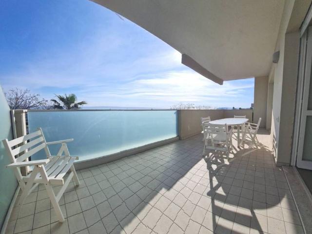 Appartamento di prestigio di 130 m² in vendita Viale Damiano Chiesa, 2, Riccione, Emilia Romagna