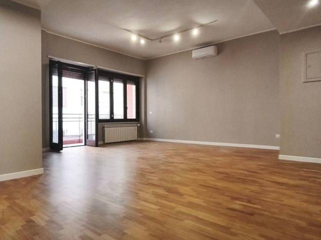 Appartamento di prestigio di 135 m² in affitto Via Ermete Novelli, Roma, Lazio