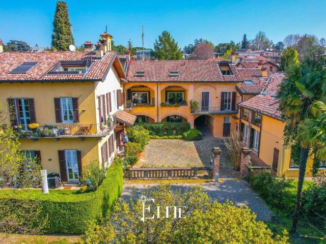 Appartamento di prestigio di 240 m² in vendita Via Timavo, 21, Varese, Lombardia
