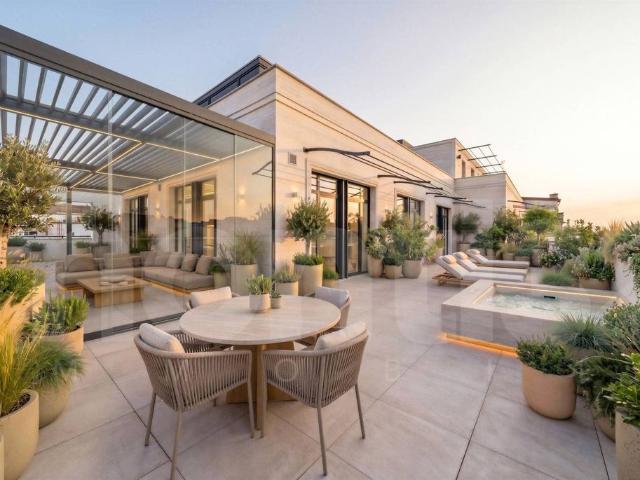 Appartamento di prestigio di 250 m² in vendita Via Antonio Cecchi, Milano, Lombardia
