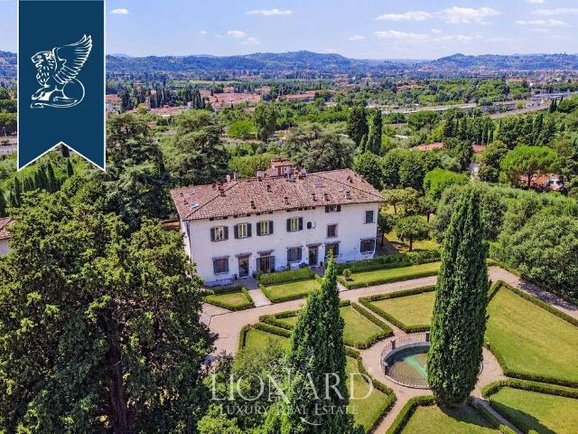 Appartamento di prestigio di 260 m² in vendita Firenze, Italia