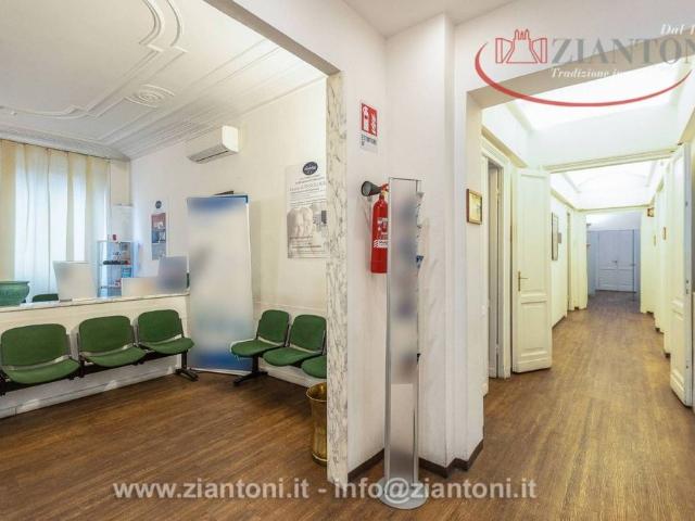 Appartamento di lusso di 280 m² in vendita Via Nizza, Roma, Lazio