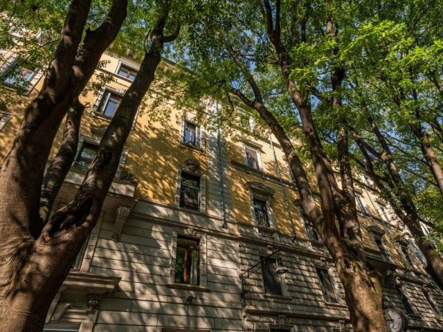 Appartamento di prestigio di 200 m² in vendita Piazza Castello, Milano, Lombardia