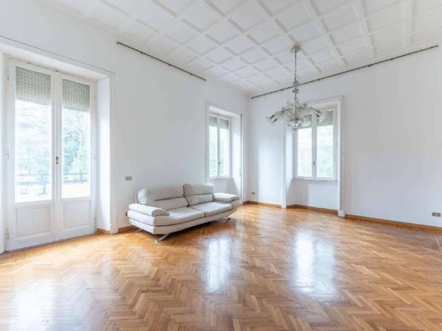 Appartamento di prestigio di 221 m² in affitto via Bruxelles, Roma, Lazio